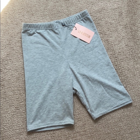 ❌SOLD❌ NWT Heather Grey Biker Shorts - Picture 4 of 7